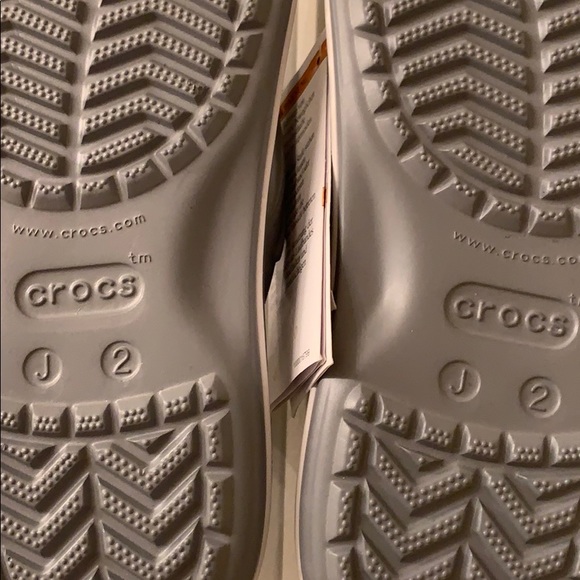 NEW Sandle Crocs - Picture 5 of 5